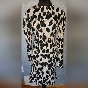 NWT - Influence BebeuaChic Long Sleeve Animal Print Dress